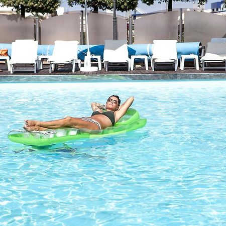 Hotel Nettuno チェルヴィア エクステリア 写真