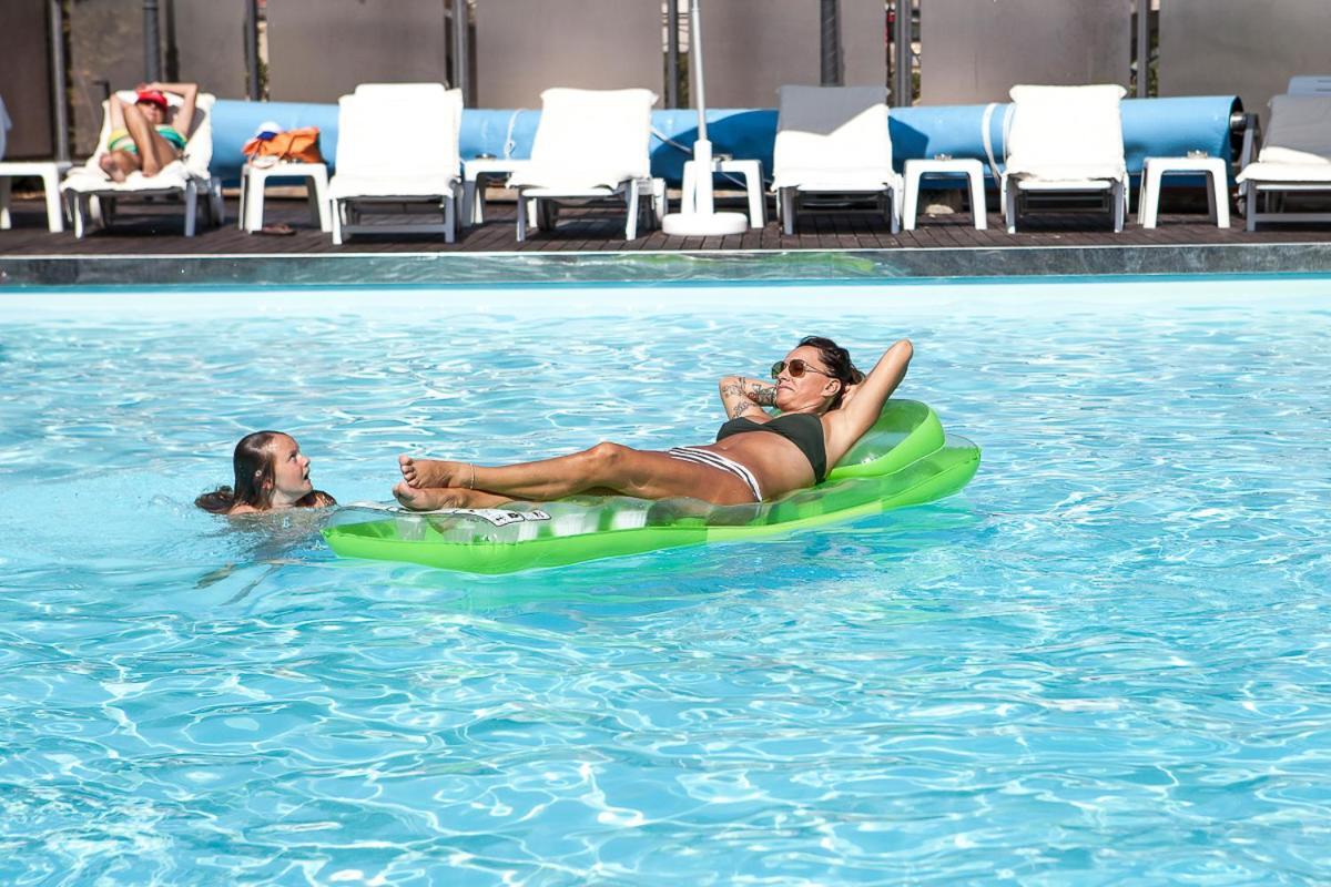 Hotel Nettuno チェルヴィア エクステリア 写真
