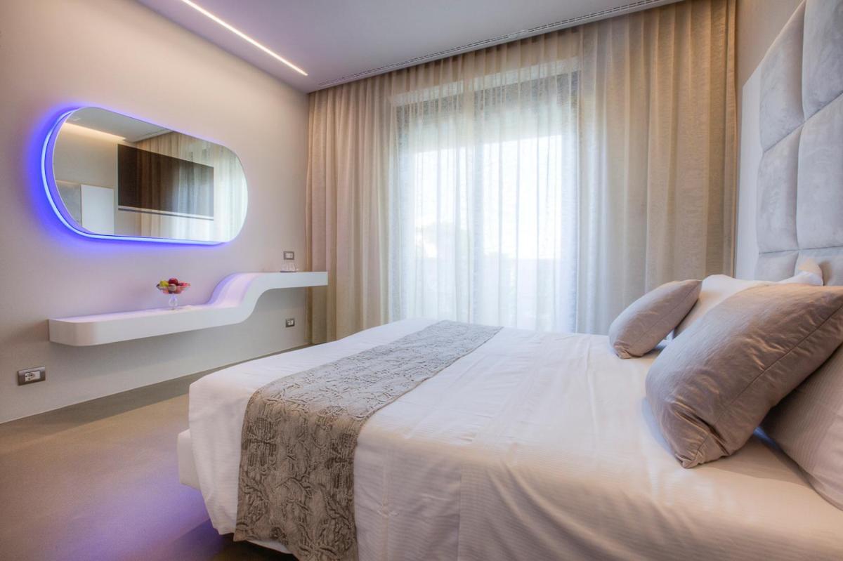 Hotel Nettuno チェルヴィア エクステリア 写真